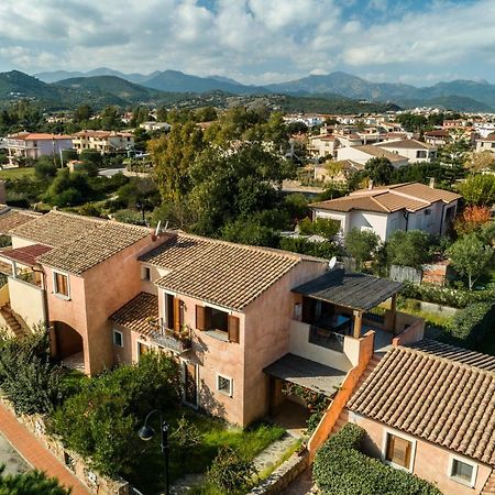 Villino Il Faretto Spiaggia Budoni Eksteriør billede